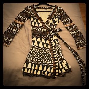 Diane Von Furstenberg Vintage Classic Wrap Around